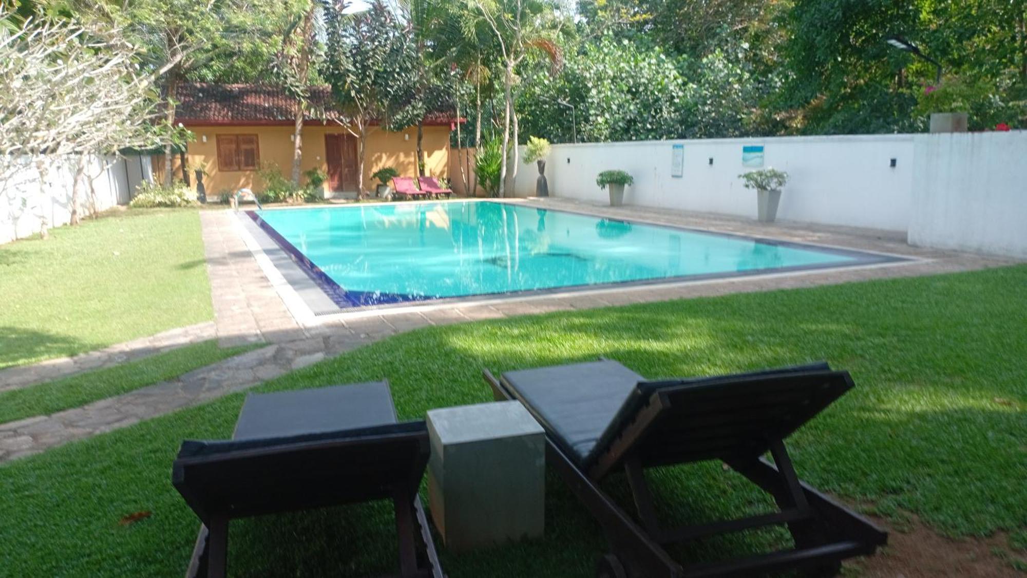 Rockery Villa Ayurveda Bentota Exterior photo